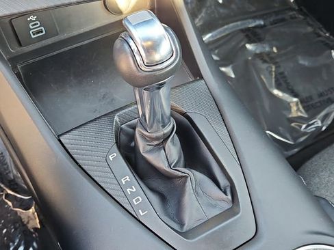 Used 2024 Ford Mustang Convertible image 26