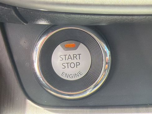 Used 2019 Nissan Murano Platinum FWD image 23
