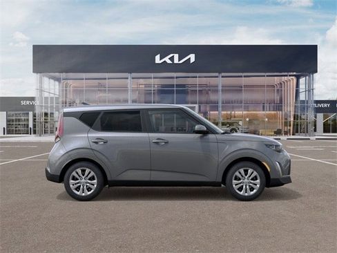 New 2025 Kia Soul LX image 7