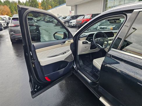 Used 2022 Hyundai Palisade Calligraphy image 21