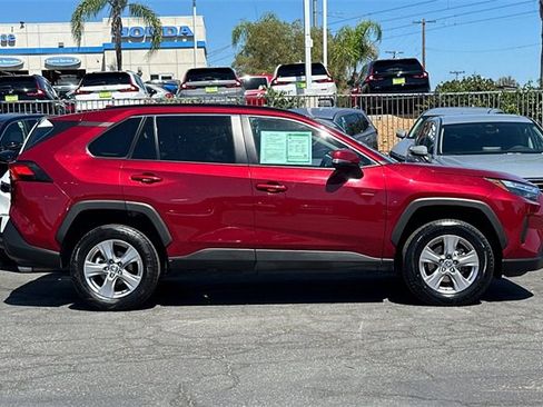 Used 2023 Toyota RAV4 XLE image 4