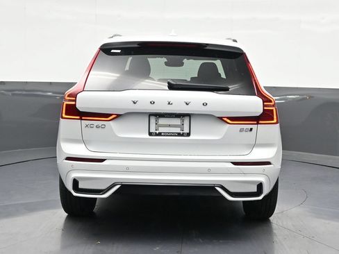 Used 2026 Volvo XC60 B5 Core AWD/4WD image 5