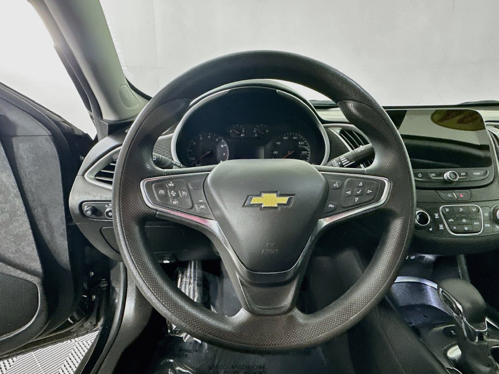 Used 2024 Chevrolet Malibu LT FWD image 17
