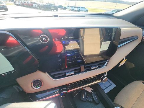 New 2026 Chevrolet Equinox ACTIV image 16