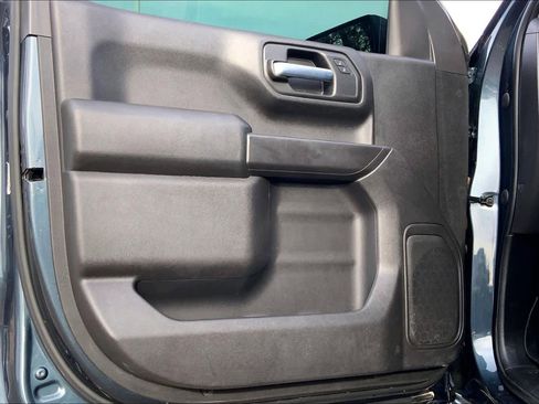 Used 2020 Chevrolet Silverado 1500 Custom Trail Boss w/ Custom Convenience Package image 21