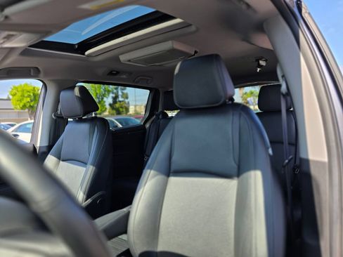 Used 2024 Honda Odyssey Touring image 15