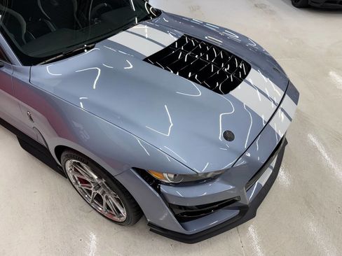 Used 2022 Ford Mustang Shelby GT500 w/ Technology Package RWD image 8