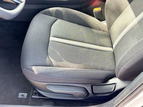 Certified 2025 Hyundai Sonata SE image 18