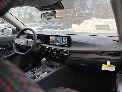 New 2026 Nissan Sentra SR w/ Floor Mat Package FWD image 26