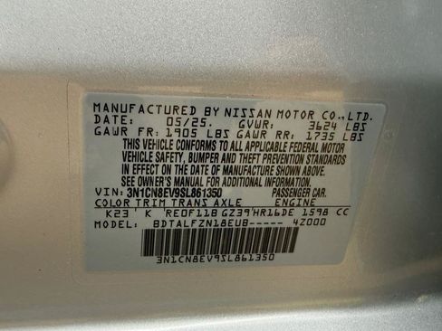 Used 2025 Nissan Versa SV FWD image 22