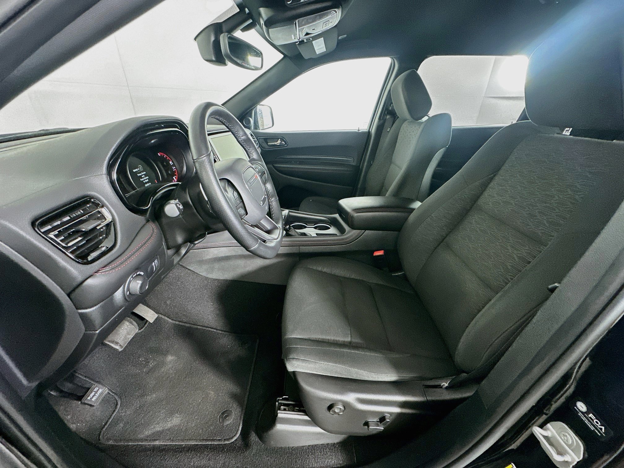 Used 2025 Dodge Durango GT AWD/4WD image 13