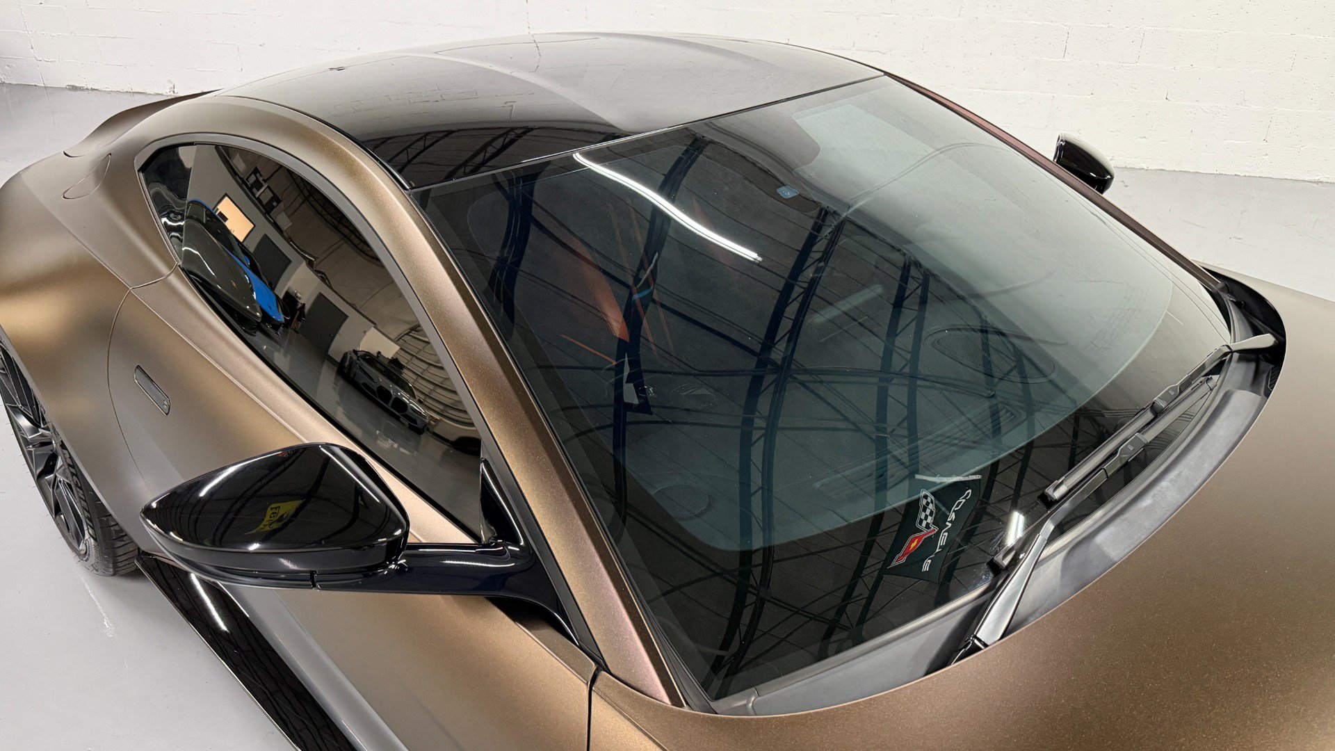 Used 2021 Aston Martin V8 Vantage Coupe RWD image 5