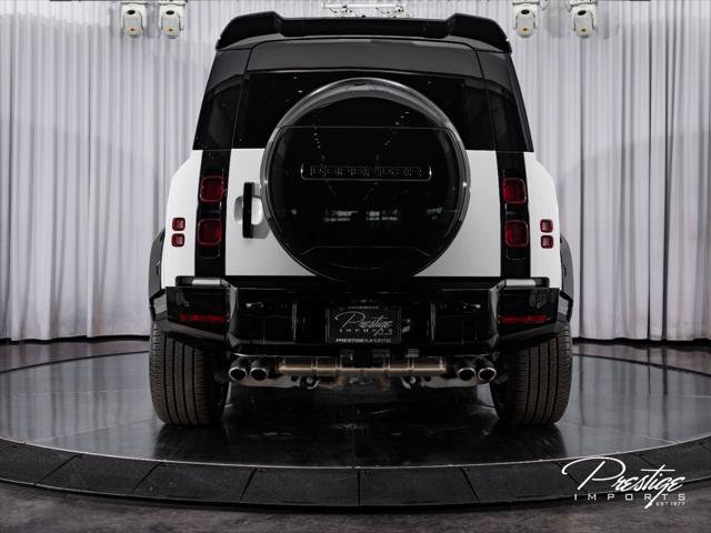 Used 2025 Land Rover Defender 110 X-Dynamic SE AWD/4WD image 11