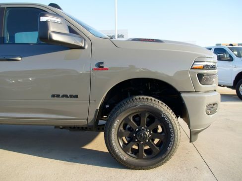 New 2026 RAM 2500 Laramie w/ Night Edition AWD/4WD image 4
