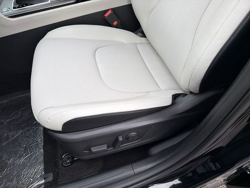 New 2026 Kia Sportage EX FWD image 20