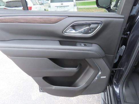 Used 2023 Chevrolet Tahoe LT RWD image 20