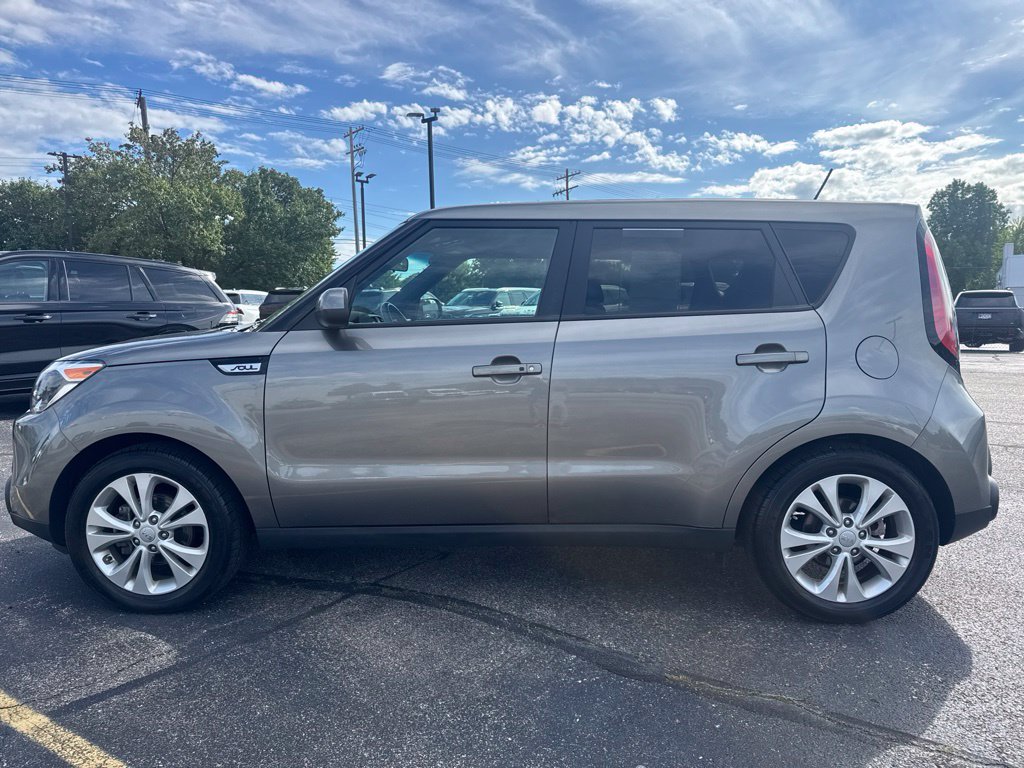 Used 2015 Kia Soul + w/ Primo Package FWD image 8