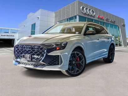 New 2025 Audi RS Q8 performance