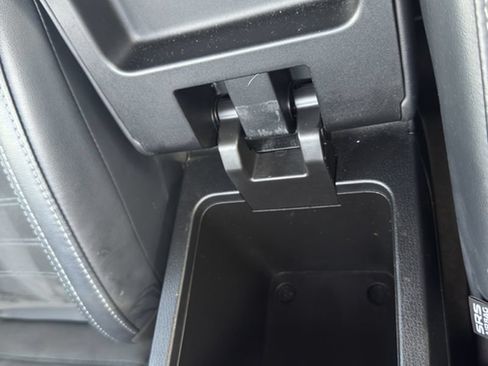 Used 2024 Mitsubishi Outlander SE AWD/4WD image 33