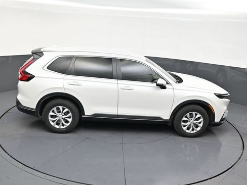 Used 2025 Honda CR-V LX image 18