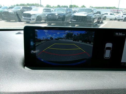 Used 2025 Genesis GV70 2.5T AWD/4WD image 22