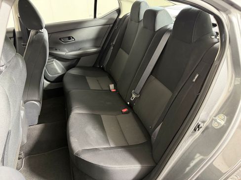 Used 2025 Nissan Sentra SV FWD image 12