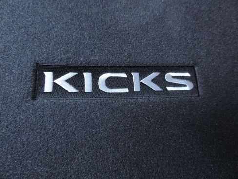 New 2025 Nissan Kicks Play S w/ Interior Electronics Package image 18