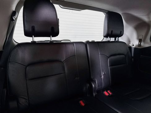 Used 2013 Toyota Land Cruiser AWD/4WD image 35
