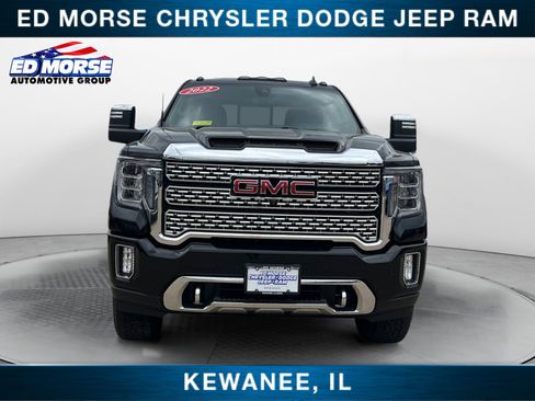Used 2022 GMC Sierra 2500 Denali w/ Denali Black Diamond Edition AWD/4WD image 8
