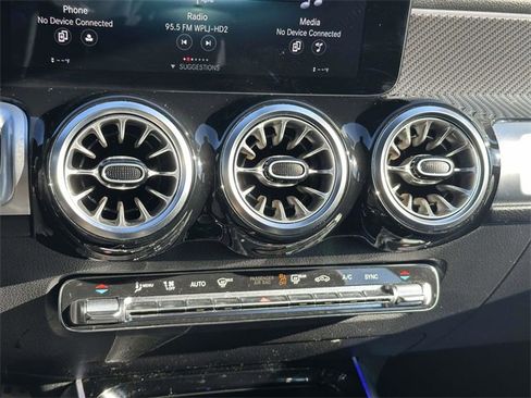 Certified 2022 Mercedes-Benz GLB 35 AMG GLB 35 AMG image 25