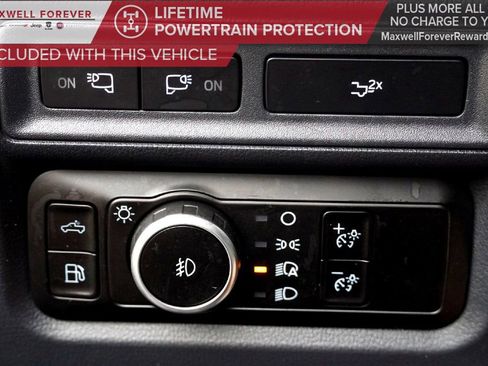 Used 2024 Ford F150 Lariat w/ FX4 Off-Road Package image 26