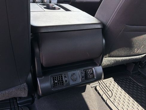 Used 2016 Toyota Tundra SR5 RWD image 19