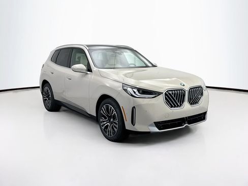 Used 2026 BMW X3 xDrive30i w/ Premium Package AWD/4WD image 4