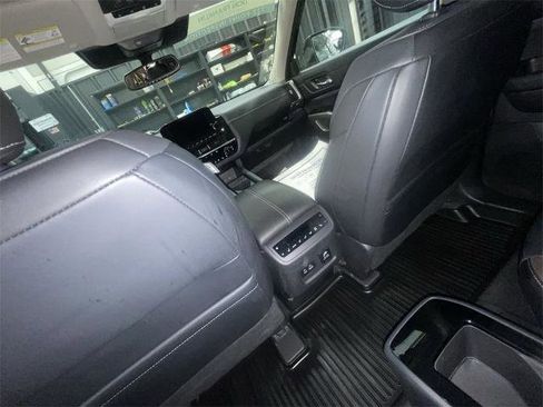 Certified 2022 Nissan Pathfinder Platinum image 20