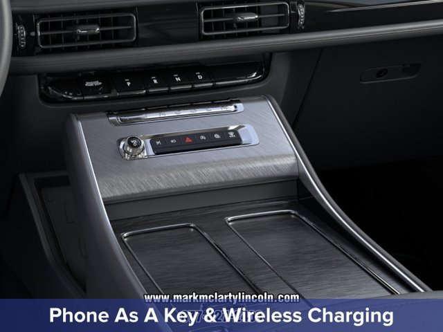 New 2026 Lincoln Aviator AWD w/ Jet Appearance Package image 17
