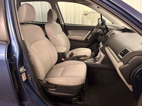 Used 2018 Subaru Forester 2.5i Premium AWD/4WD image 23