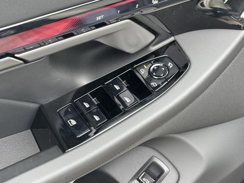 Used 2026 BMW 530i w/ Premium Package image 14