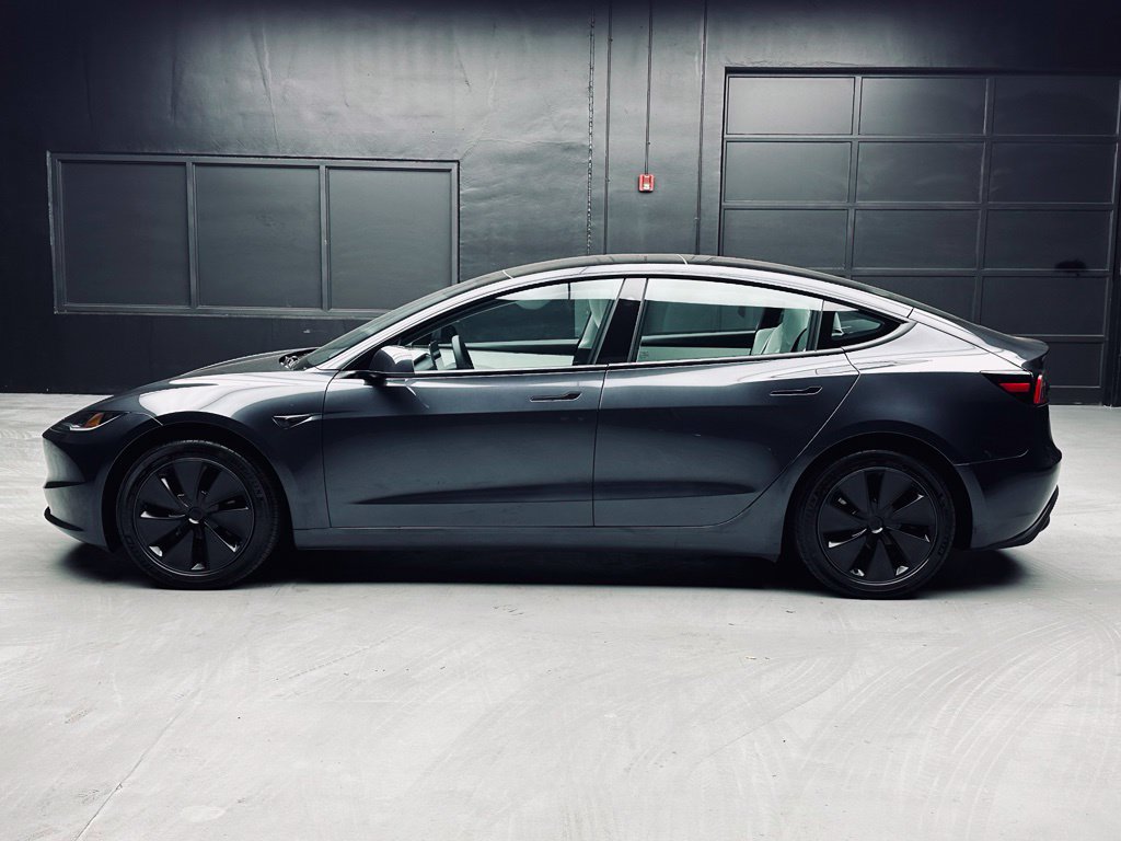 Used 2026 Tesla Model 3 RWD image 5