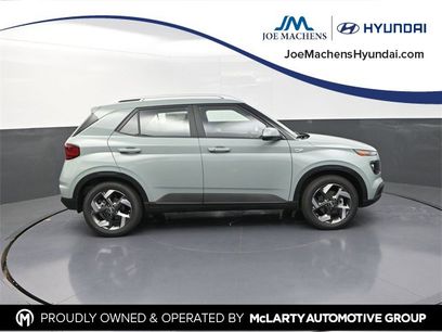 New 2025 Hyundai Venue SEL