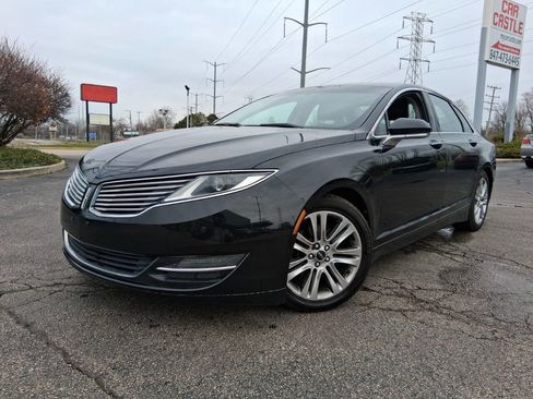 Used 2013 Lincoln MKZ image 1