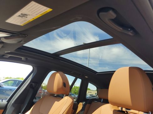 Certified 2024 BMW X3 xDrive30i w/ Premium Package w/ZPA AWD/4WD image 8