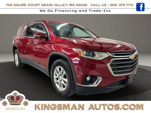 Used 2018 Chevrolet Traverse LT FWD image 2