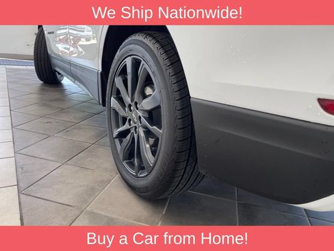 Used 2022 Chevrolet Equinox RS AWD/4WD image 17