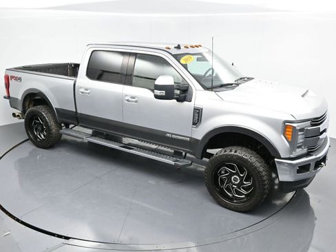Used 2019 Ford F250 Lariat w/ Lariat Ultimate Package image 44