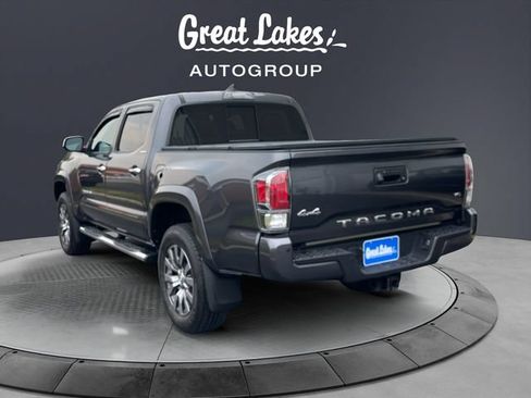 Used 2021 Toyota Tacoma Limited AWD/4WD image 3