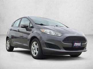 Used 2015 Ford Fiesta SE FWD video 3