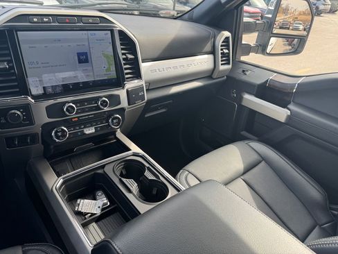 Used 2022 Ford F250 Lariat w/ Lariat Ultimate Package image 33