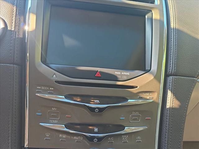 Used 2015 Lincoln MKX FWD w/ Equipment Group 102A image 16