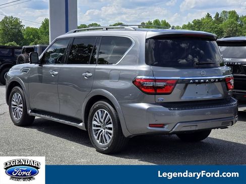 Used 2021 Nissan Armada SL w/ Captain's Chairs Package RWD image 2