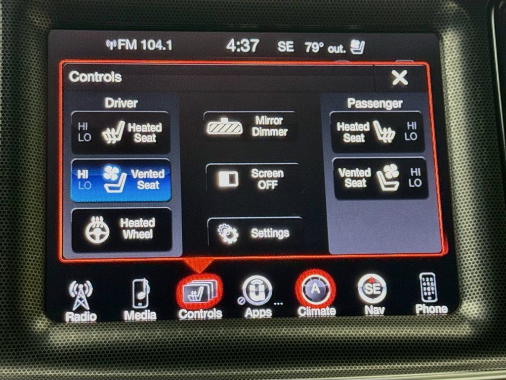 Used 2016 Dodge Challenger SRT w/ Technology Group RWD image 22